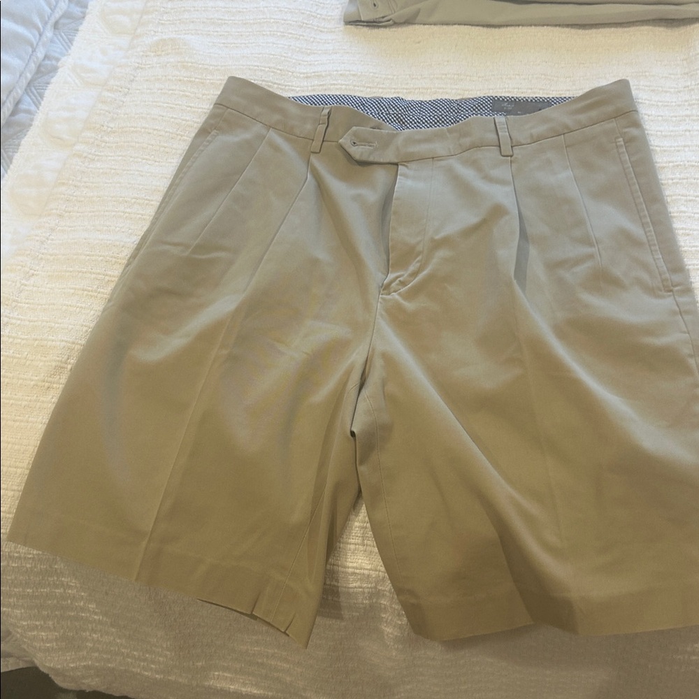 Daniel Cremieux front pleaded kahki